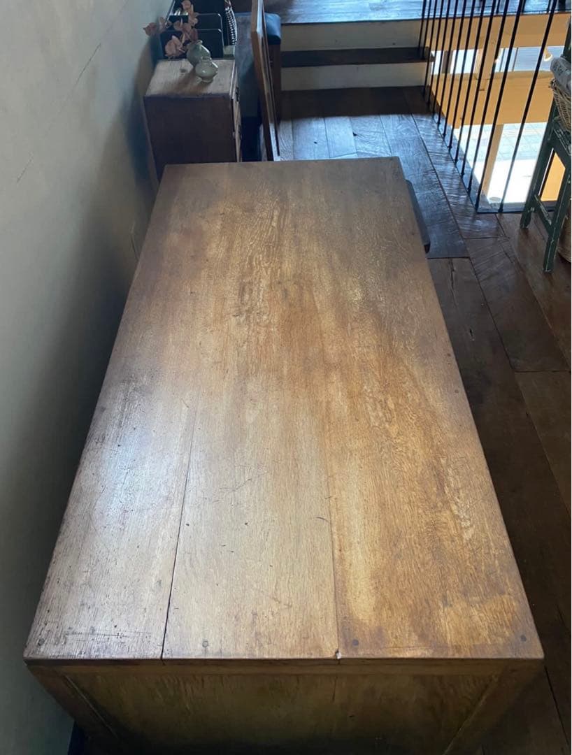 アンティーク 素敵などっしりとしたデスク 机