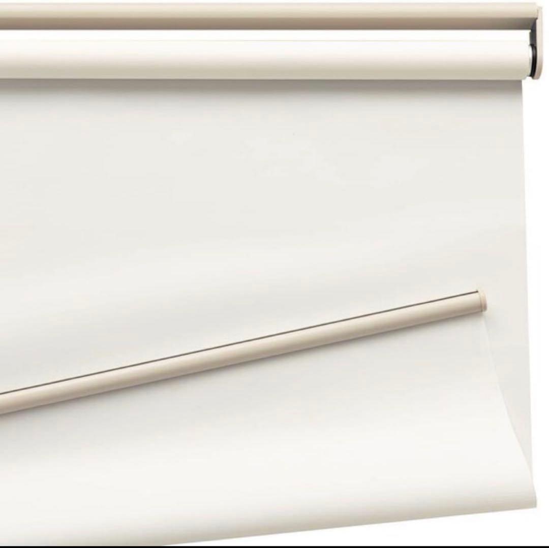 ニトリ つっぱり 遮光 ロールスクリーン 135X200 グレー　 穴あけ不要