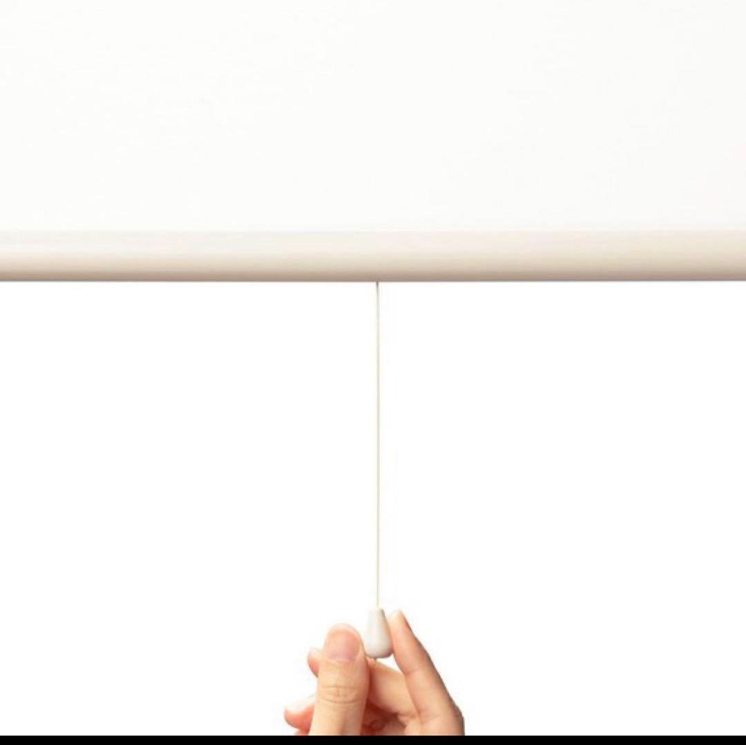 ニトリ つっぱり 遮光 ロールスクリーン 135X200 グレー　 穴あけ不要