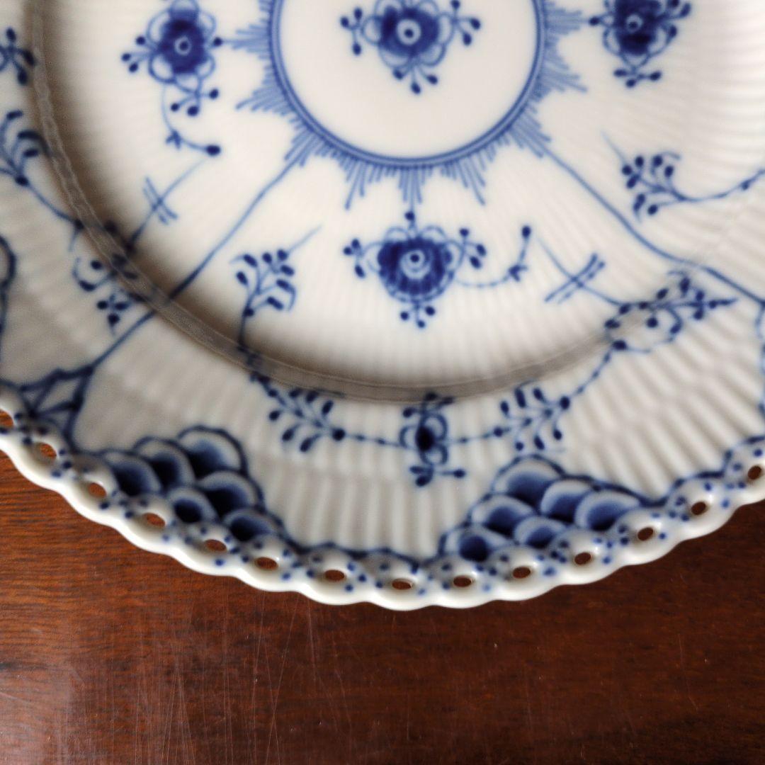 新品同様】ロイヤルコペンハーゲンΦ19ブルーフルーテッドフルレース