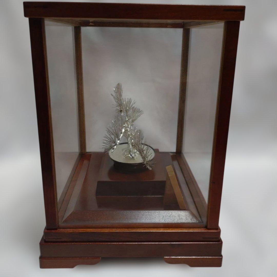 h*中様 純銀製 光則作 盆栽 2号「松」ガラスケース・紙箱付き - メルカリ
