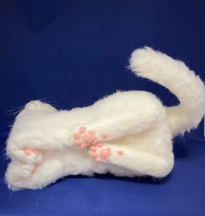 羊毛フェルト 猫 サンプルページ 白猫 L L L ハンドメイド 香箱座り