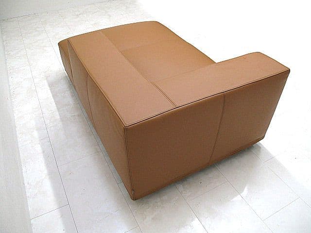 展示品 アイラーセン「ベースライン」本革カウチソファ　　シェーズロング　約50万