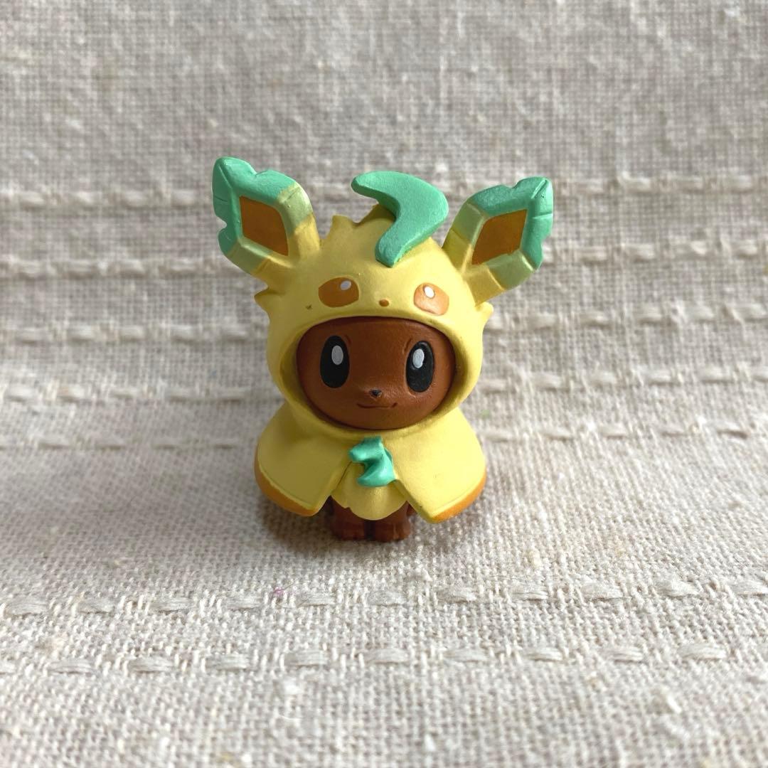 イーブイ リーフィアポンチョ ガチャ - メルカリ