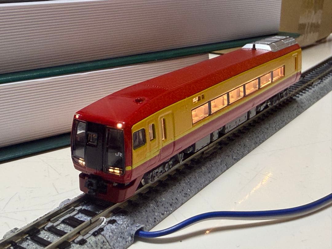 KATO 10-408〝253系1000番台 日光・きぬがわ号〟現行塗装＆新塗装