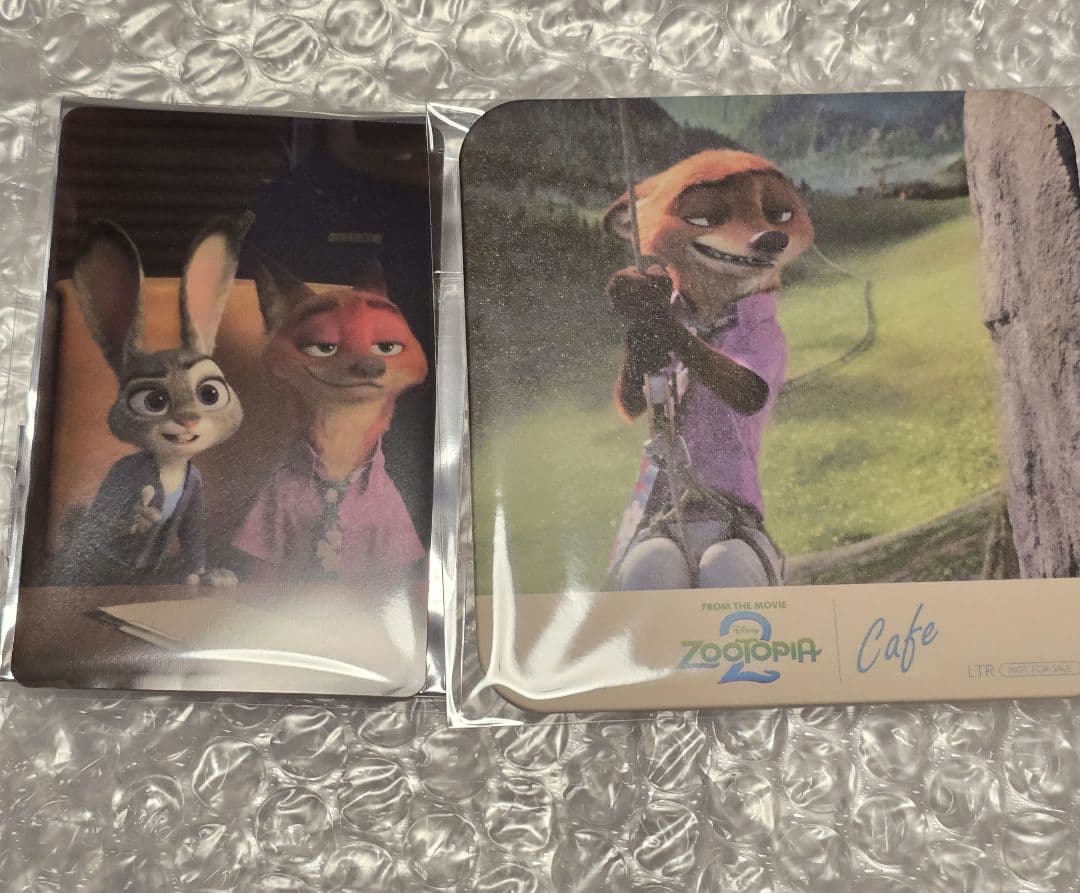 ズートピア2 オーマイカフェ 特典 カード ニック ジュディ コースター
