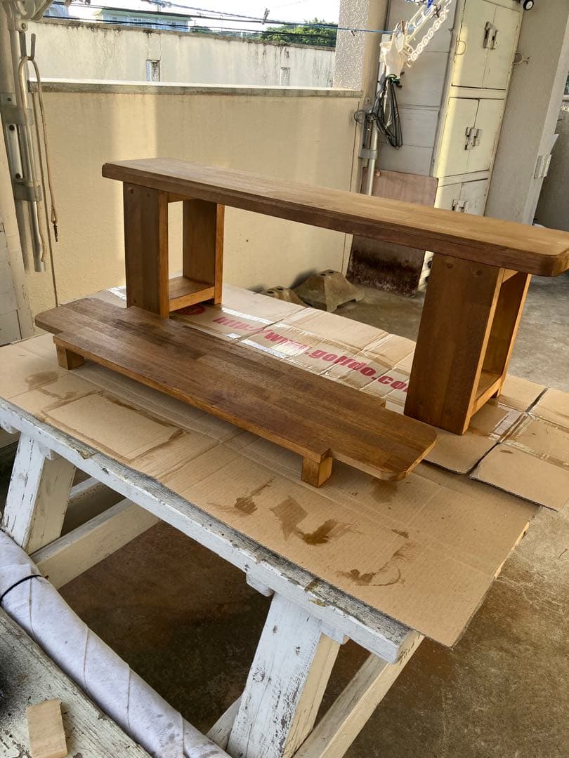 大幅値下げ！隠し棚有り　ハンドメイド　二人掛け木製椅子　飾り棚　集成材使用