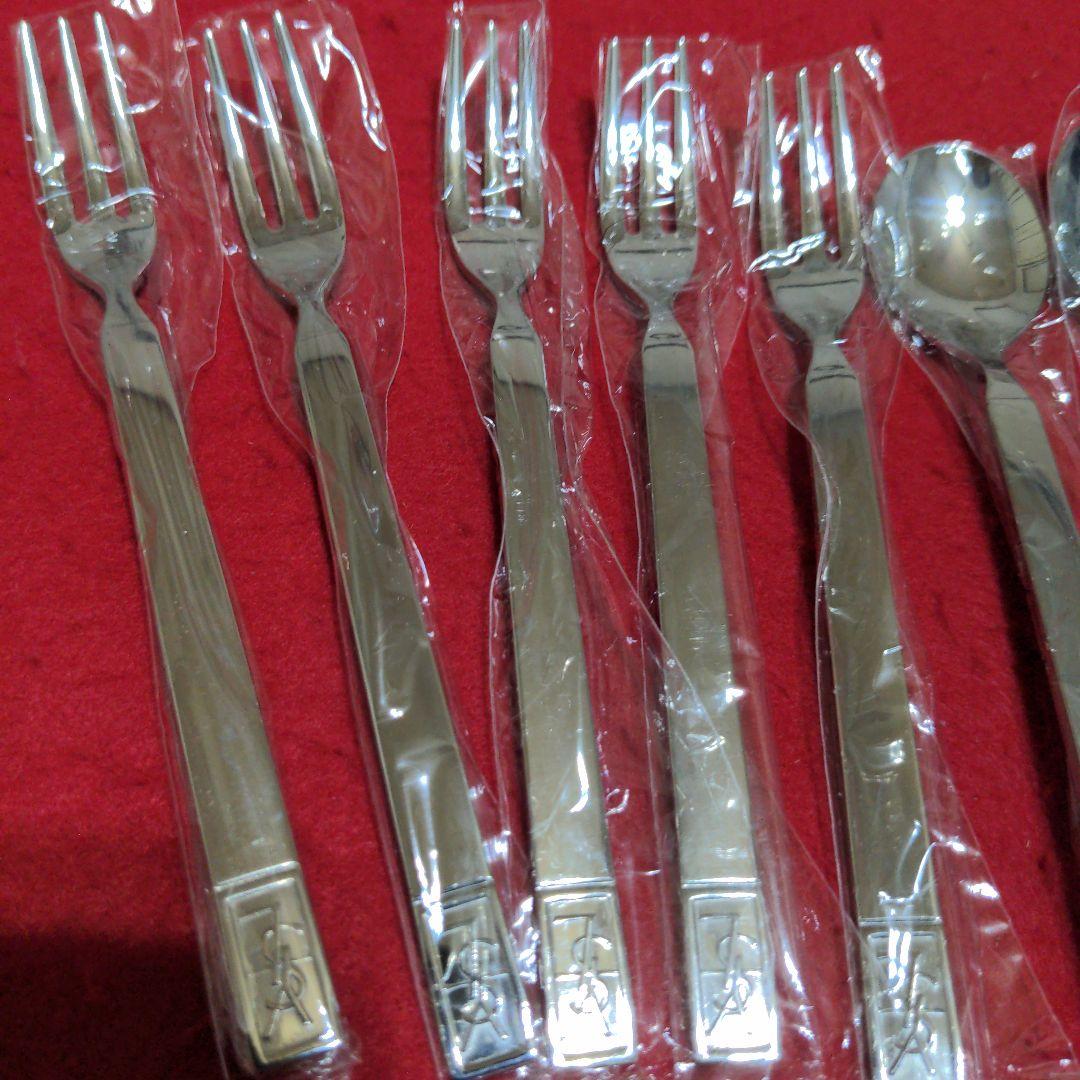 イブサンローラン　カトラリーセット　コーヒースプーン　姫フォーク各５本　YSL