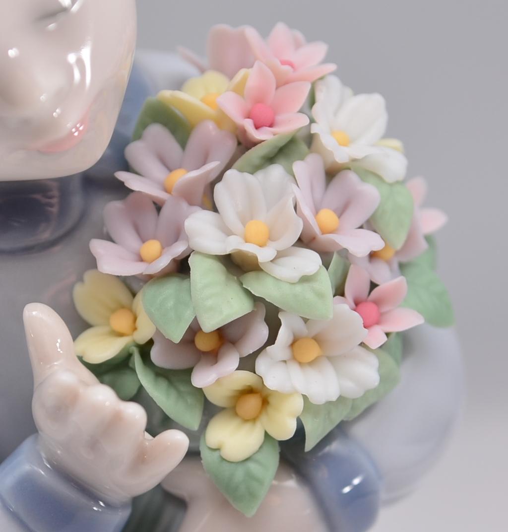 花開く時 ＃6869 ☆リヤドロ スペイン ポーセリン ヴィンテージ - メルカリ