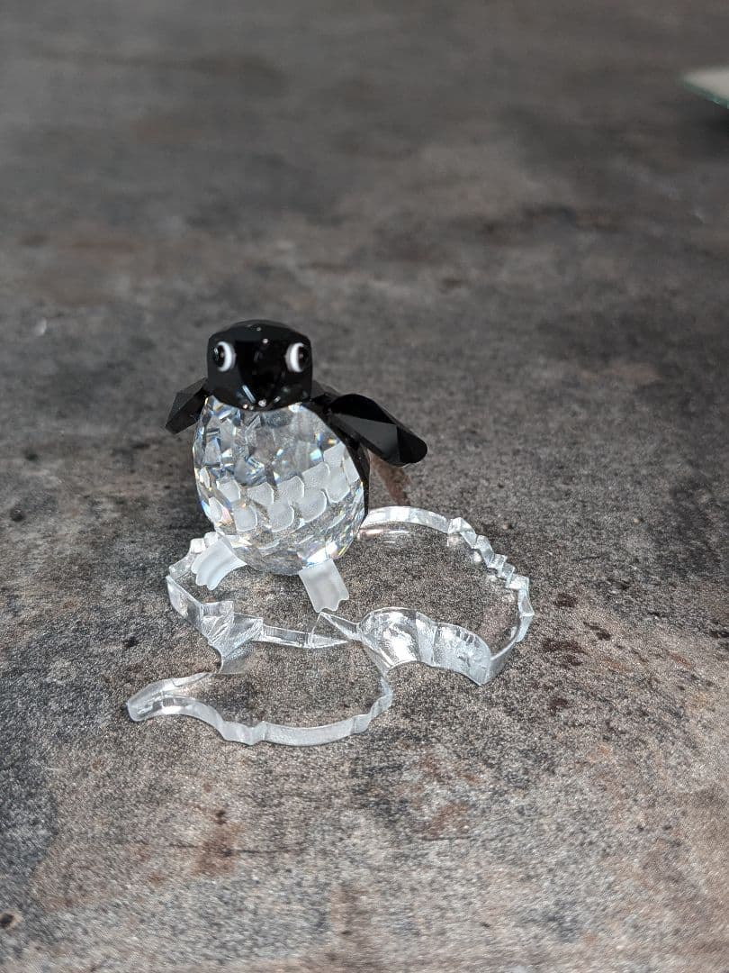 とても可愛い　3点セット　親ペンギン　アシカ　オマケ子ペンギン　スワロフスキー