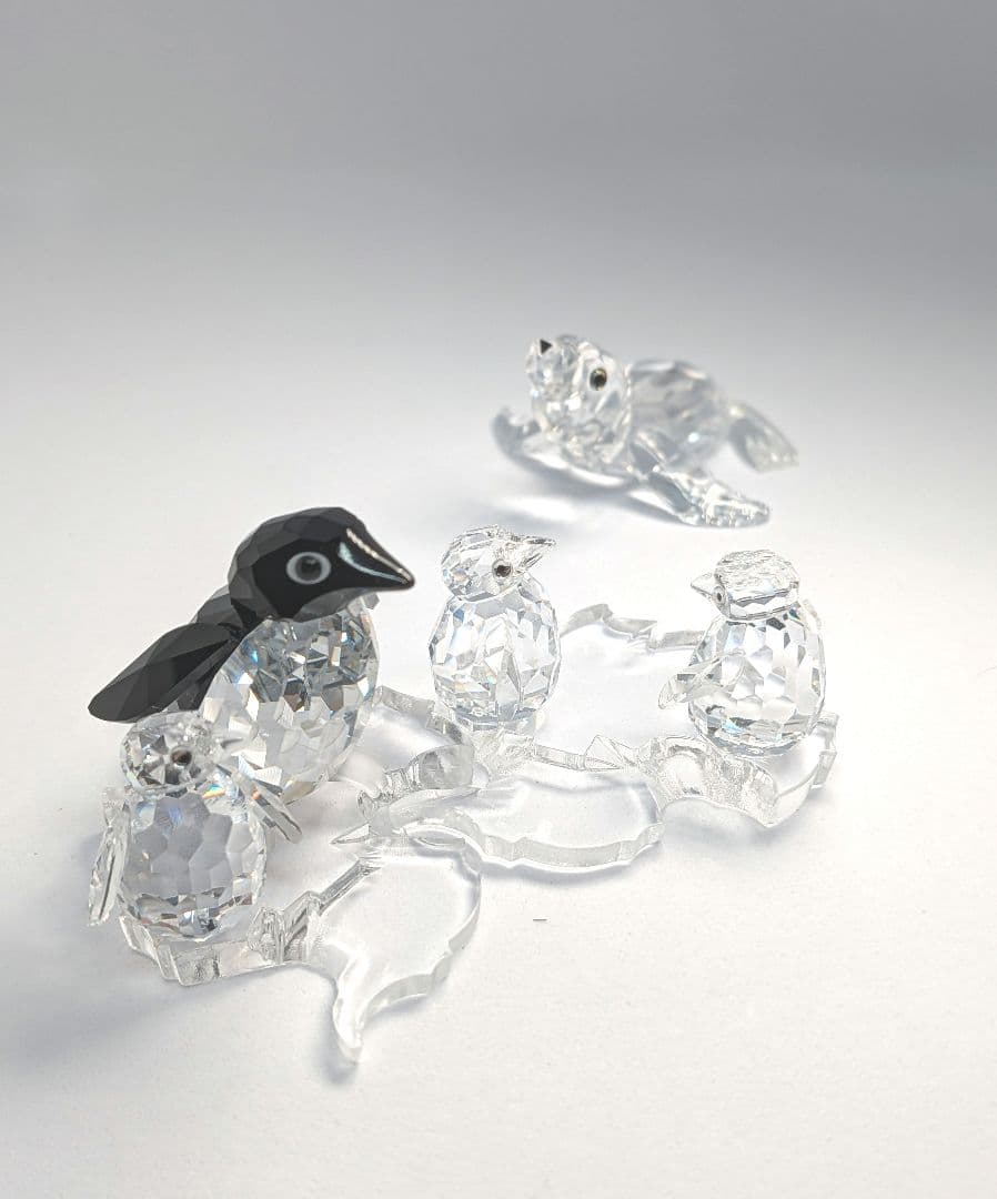 とても可愛い　3点セット　親ペンギン　アシカ　オマケ子ペンギン　スワロフスキー