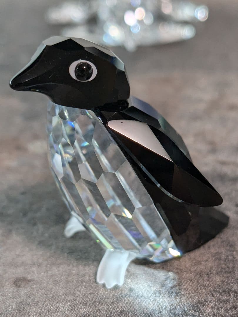 とても可愛い　3点セット　親ペンギン　アシカ　オマケ子ペンギン　スワロフスキー