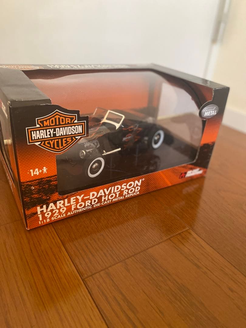 ハーレーダビットソン　1:18 1929 FORD HOT ROD フォード