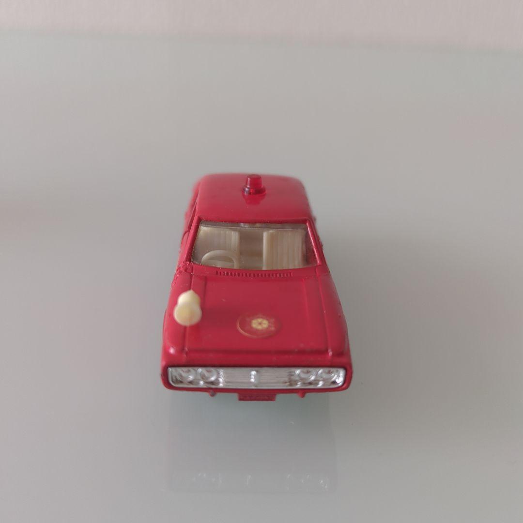 黒箱トミカ ニュークラウン ファイアチーフカー