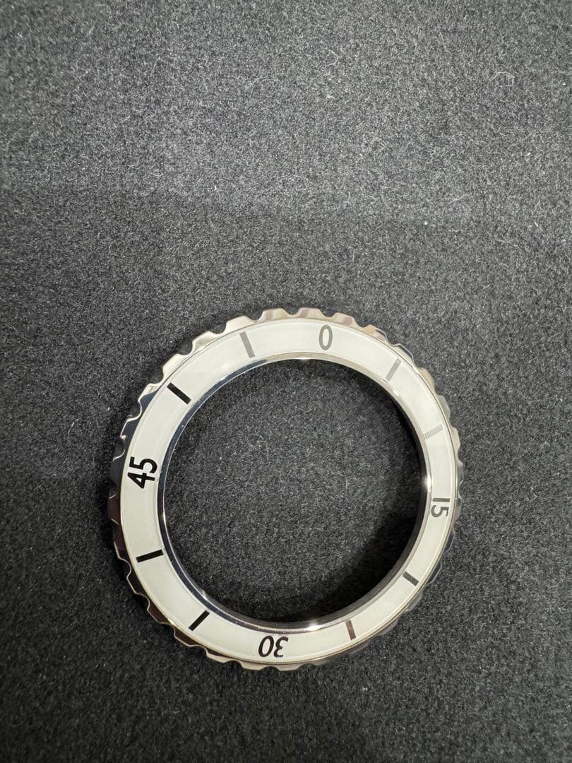 CHANEL J12 38ミリ　白　純正ベゼル