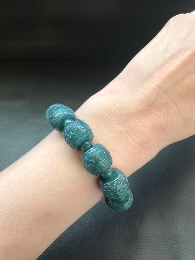 ヴァテマラ翡翠の回紋珠❣️15.8cm