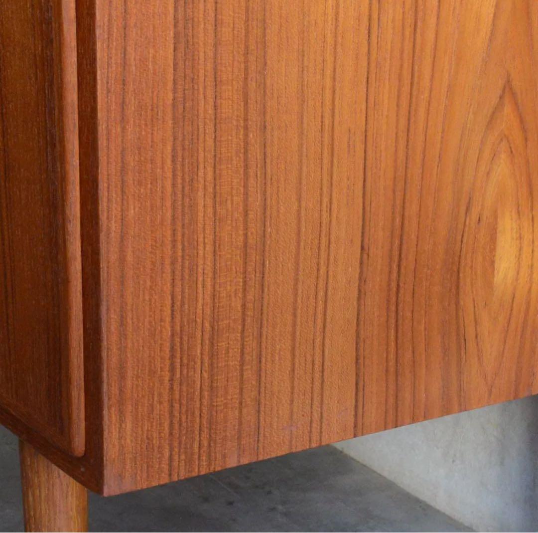 Poul Hundevad ヴィンテージ チーク キャビネットミッドセンチュリー