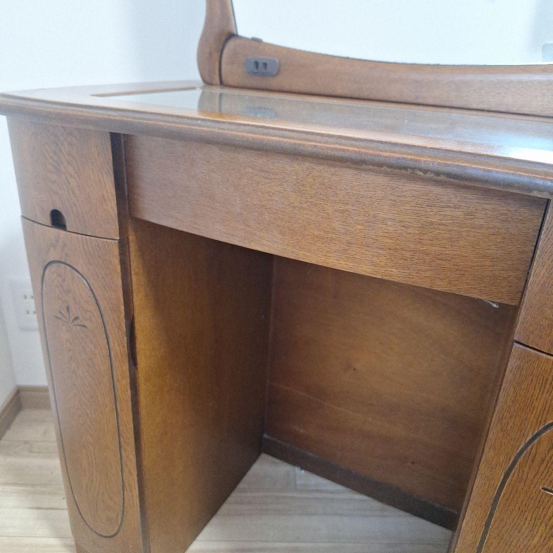 鏡ドレッサーレトロ