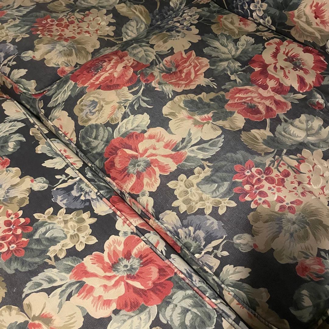 IKEA 3人掛けソファ　エークトルプ　オットマン付き