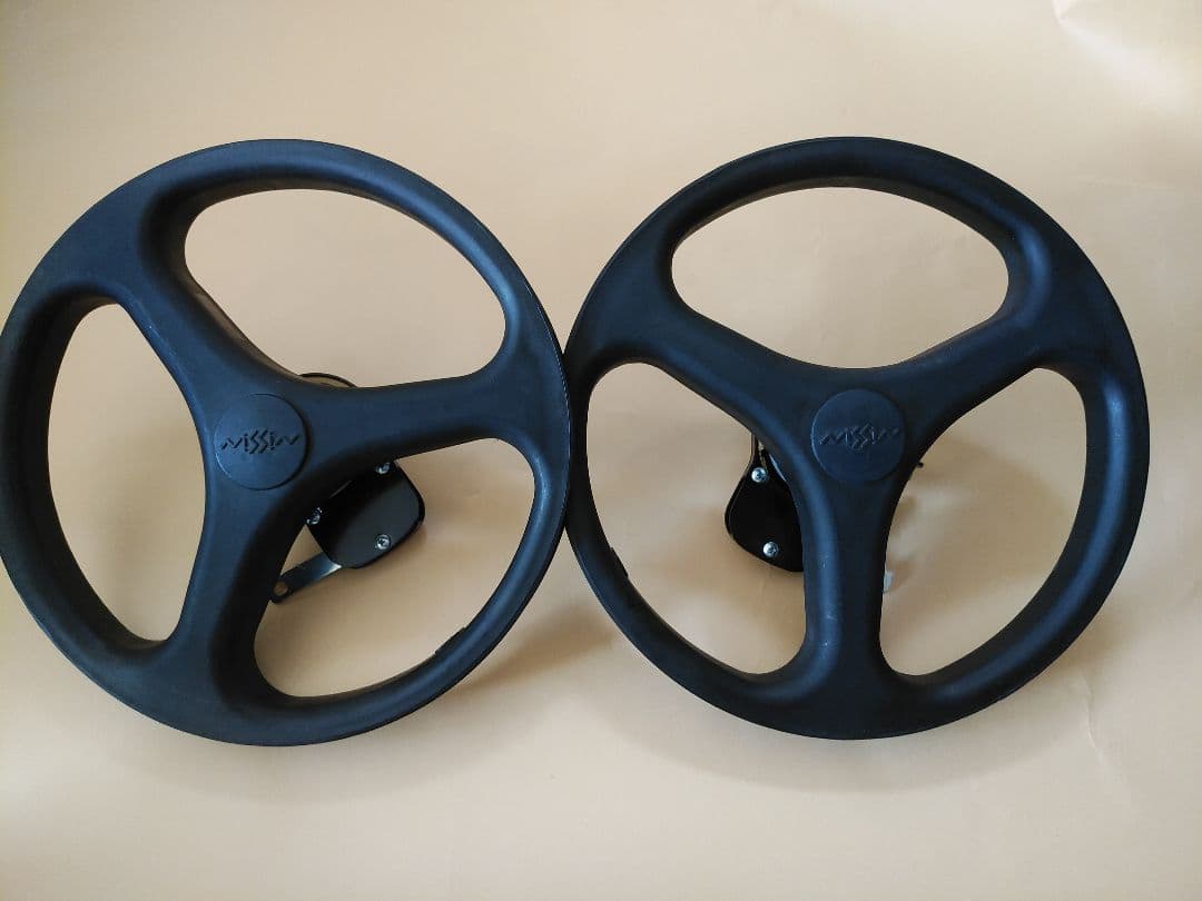 ニッシン車椅子用16インチプラスチックホイール！