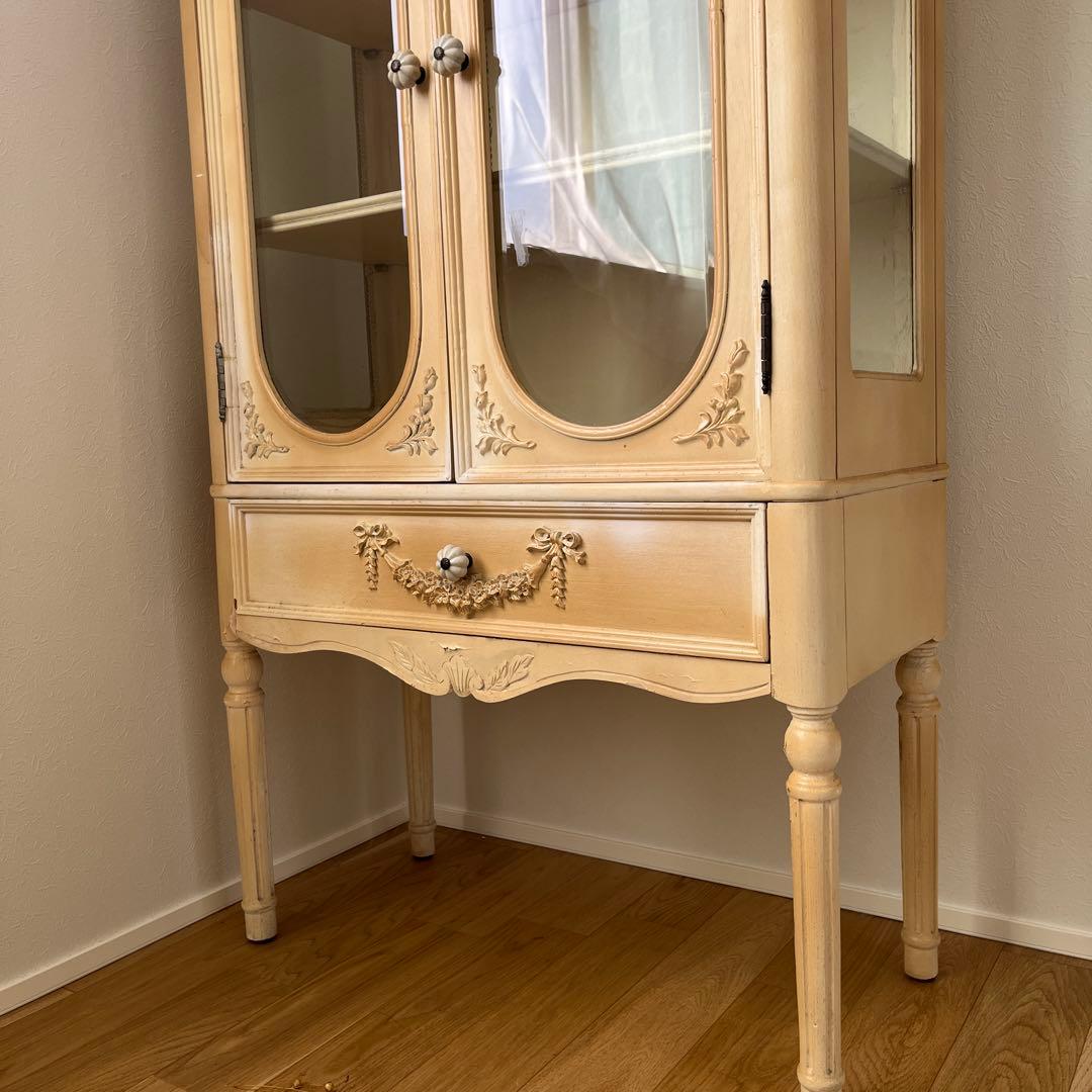 アンティーク　ガラス扉付きディスプレイキャビネット