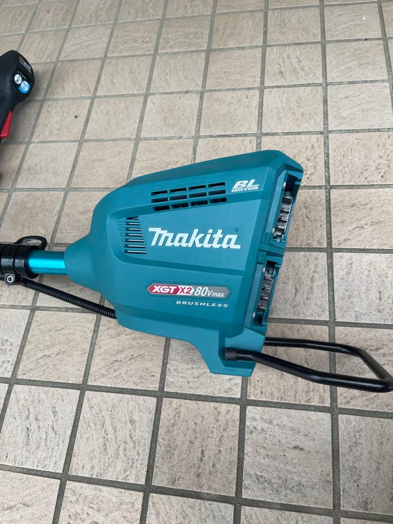 マキタ MUR012GZ 草刈機 80Vmax Uハンドル バッテリー無