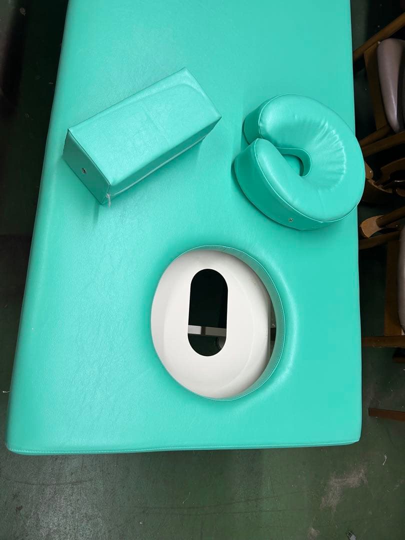 施術用ベッド（タカダ）