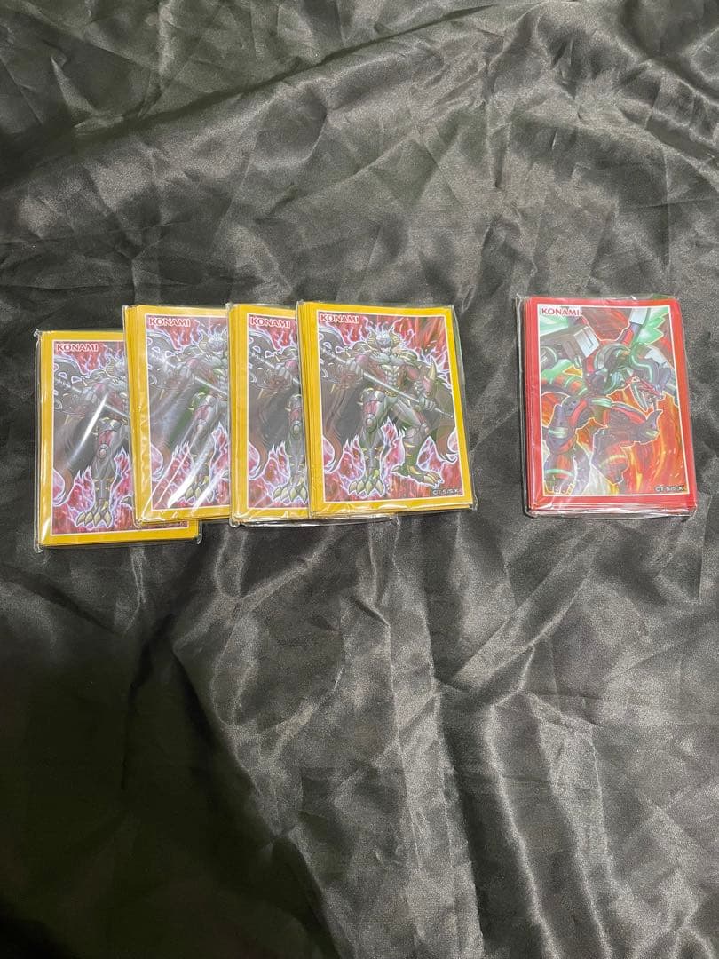 遊戯王　デッキケース ストレージ　スリーブ　カード　セット　20th