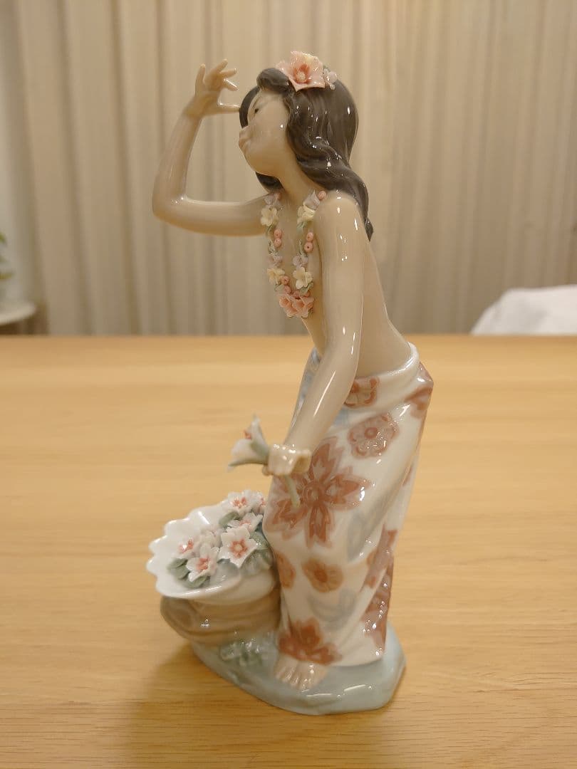 【極美品 絶版 箱付 ハワイ限定品】リヤドロ LLADRO 1478『アロハ』