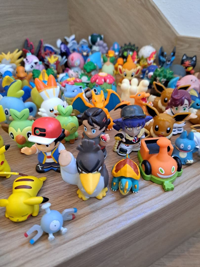 ポケモン キッズ ソフビ 等 102個