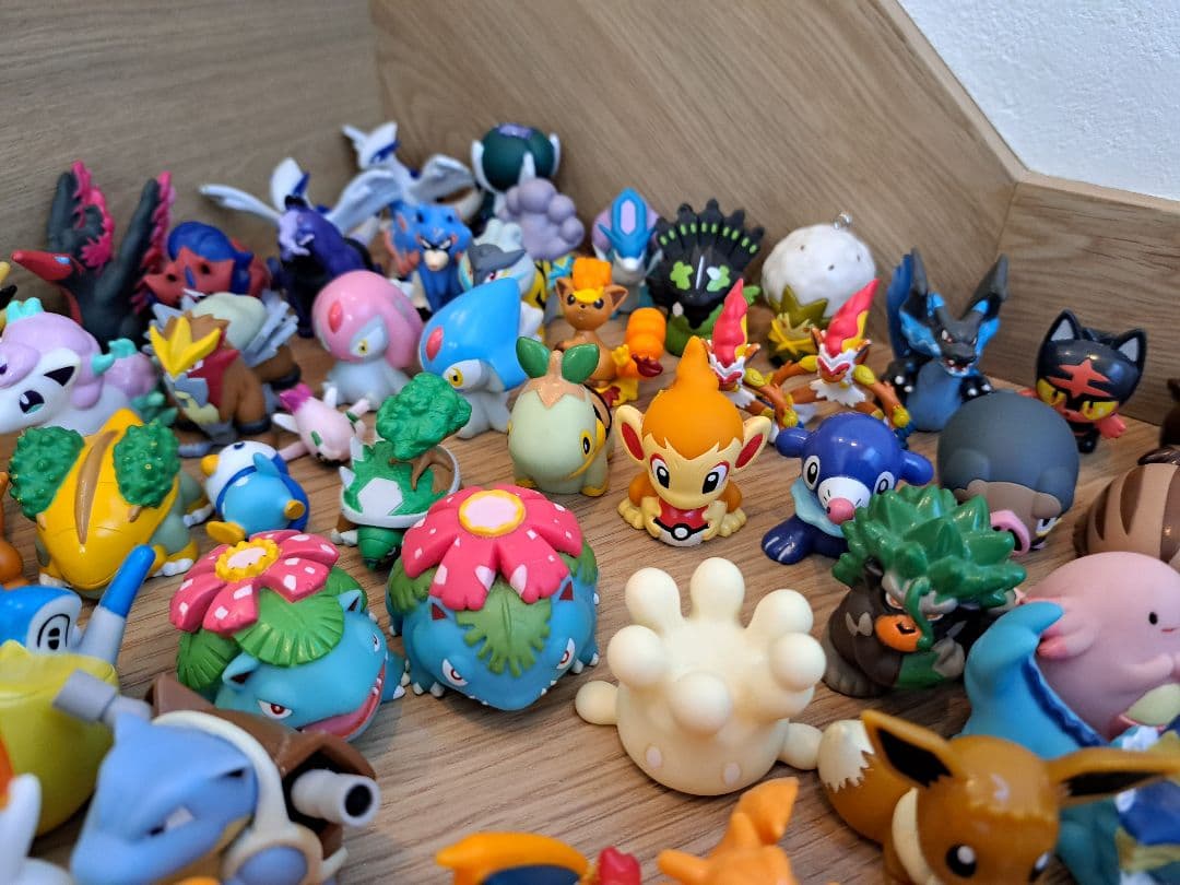ポケモン キッズ ソフビ 等 102個