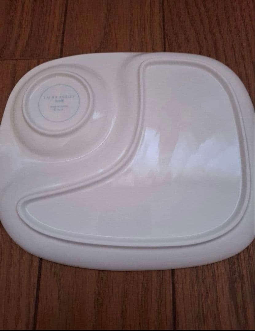 ローラアシュレイ 食器