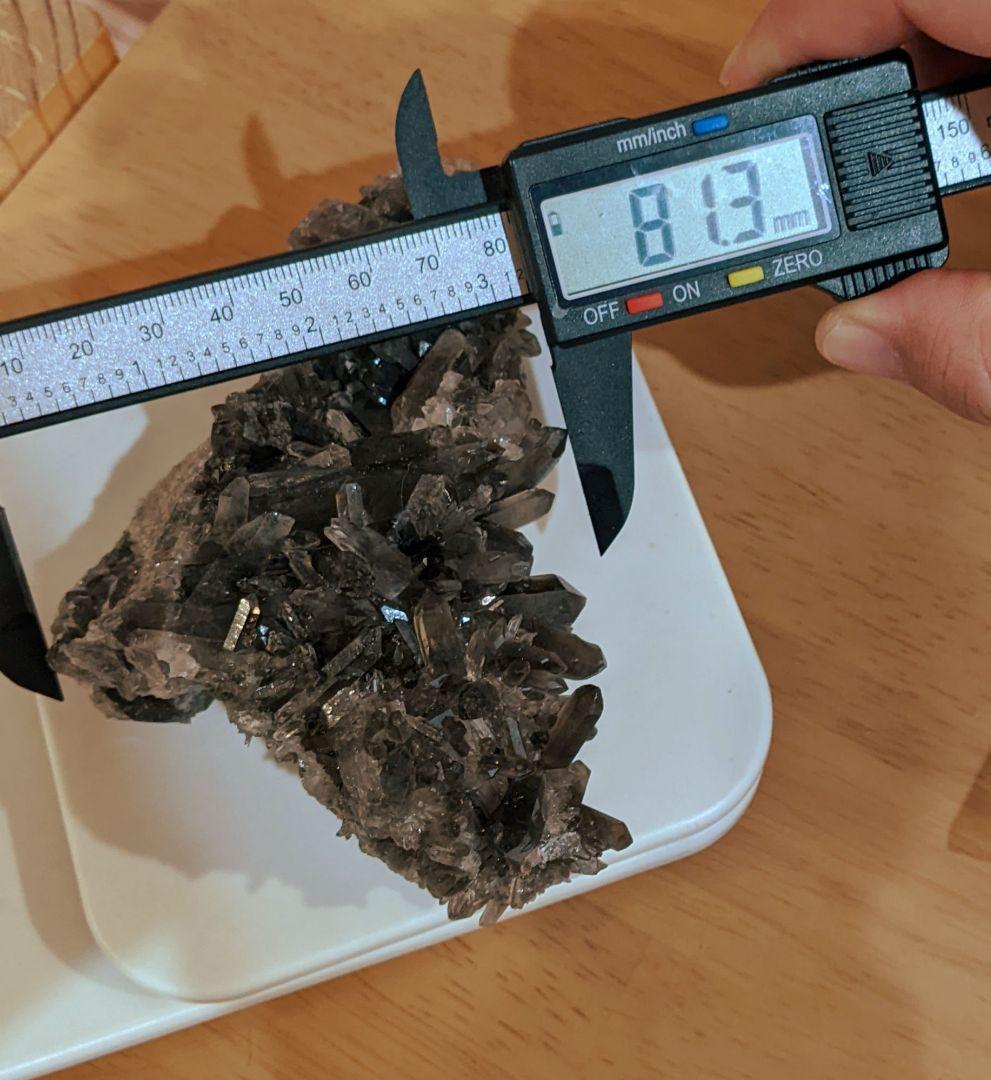 モリオンの大きなクラスター（母岩無し原石）