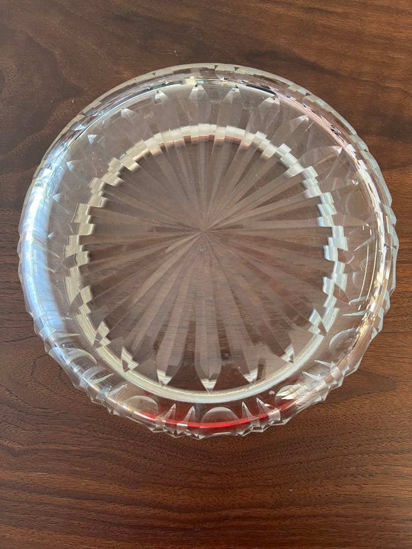 お薦めの一品です　カットグラス　本体に銀製のリム　ボウル
