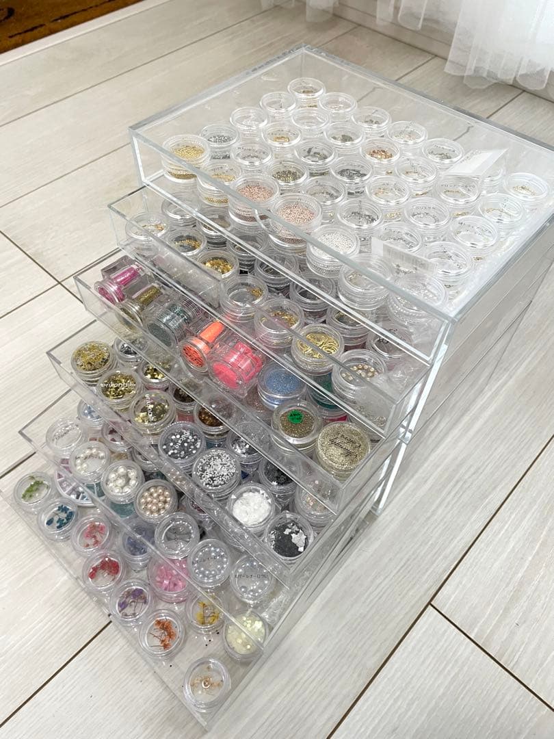 ネイルアート用品まとめ売り　ジェルネイル　ラメ　ホロ　メタル　パーツ