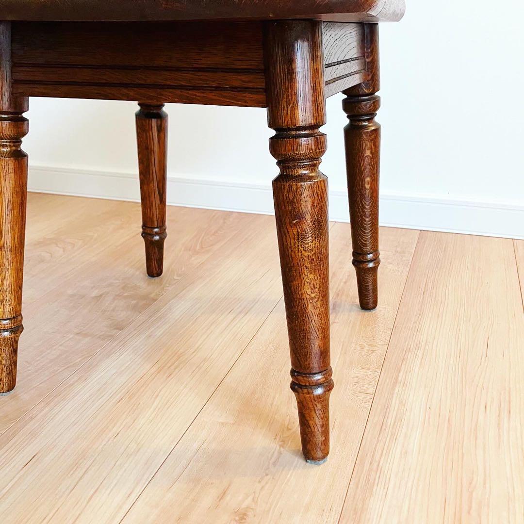 アンティークチェア　オーク材　腰掛け　ビンテージ家具　蚤の市　古家具　ブロカント