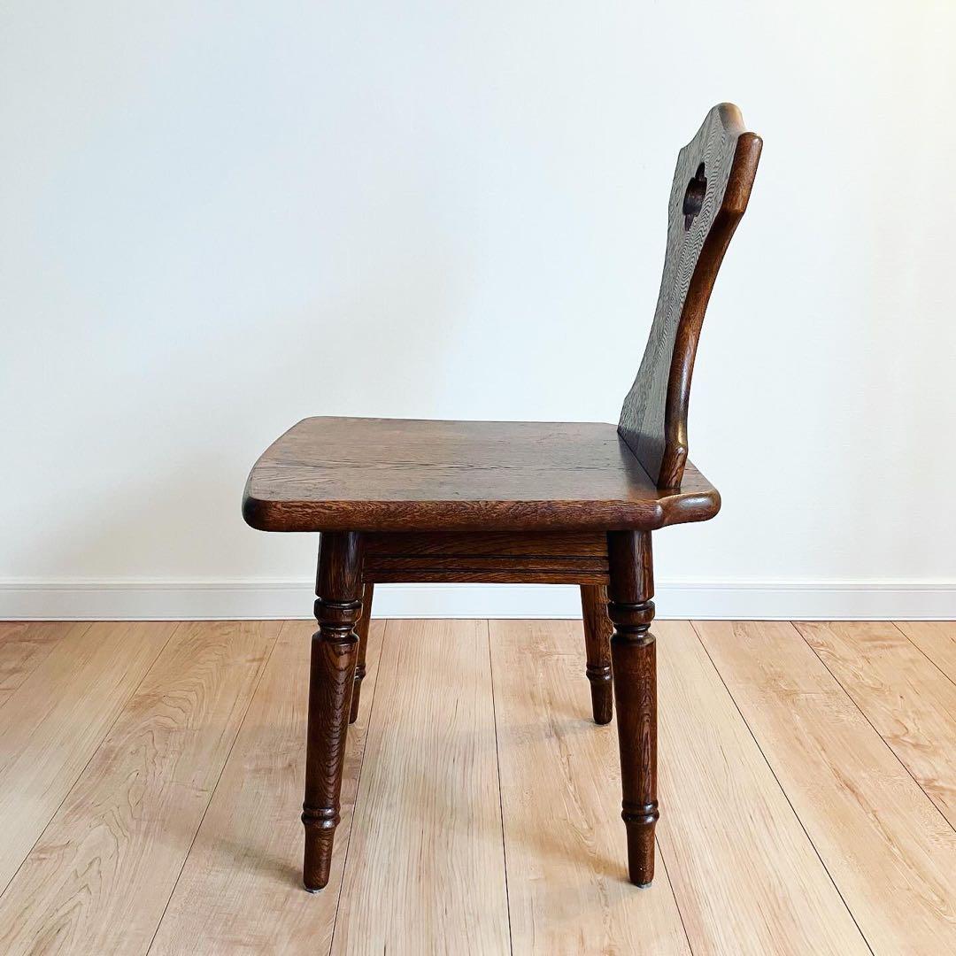 アンティークチェア　オーク材　腰掛け　ビンテージ家具　蚤の市　古家具　ブロカント