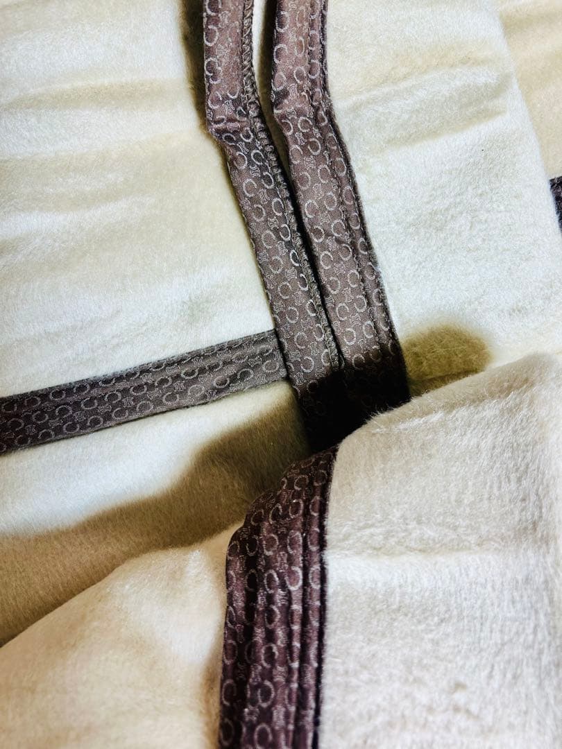 セリーヌ　シルク100% 毛布　日本製