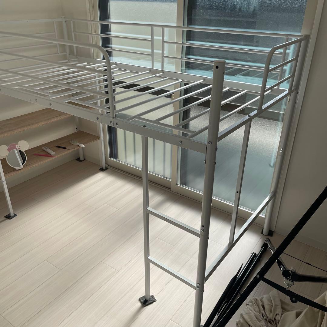 ホワイト ロフトベッド 棚付き シングルサイズ