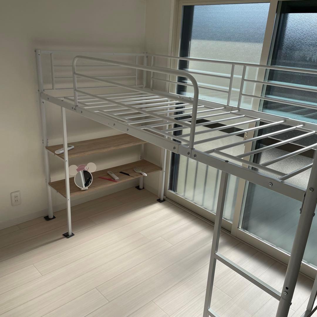 ホワイト ロフトベッド 棚付き シングルサイズ