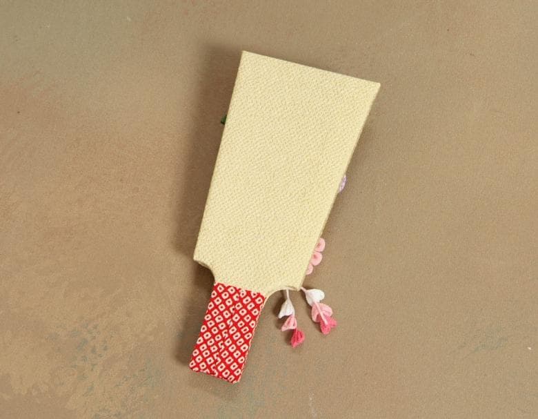 ちりめん細工羽子板飾り 初節句 木製スタンド付 卓上サイズ 木製台座付き 日本製