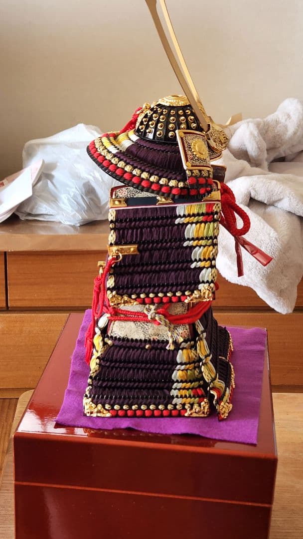 五月人形 武士の鎧、武蔵朔太郎作。特別価格！