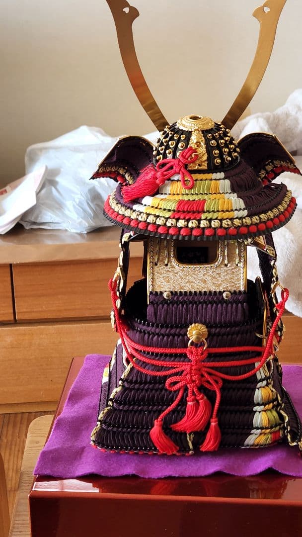 五月人形 武士の鎧、武蔵朔太郎作。特別価格！