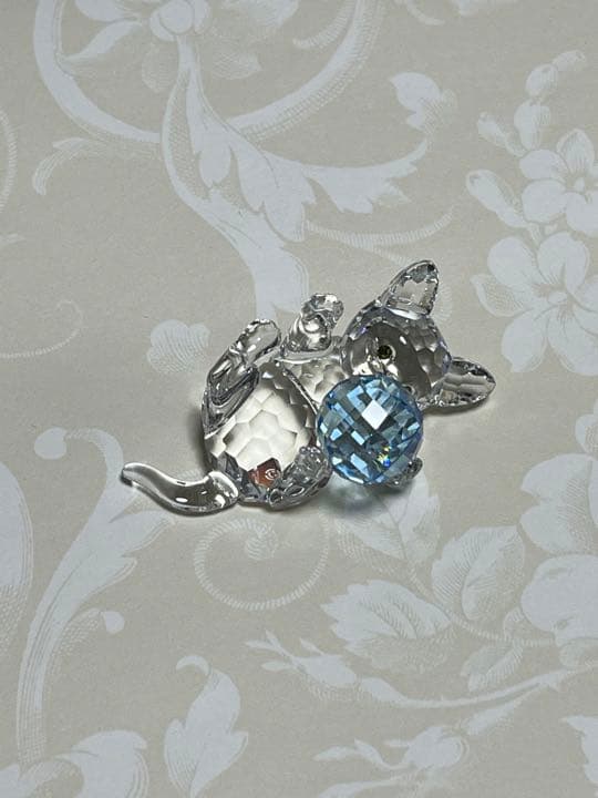 Swarovski クリスタル 子ネコ(ブルーボール) 廃盤品