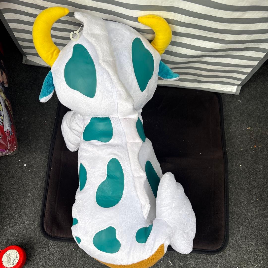 ゲームセンター限定非売品景品・新品ワンピース ・ぐったりクッション・モーム