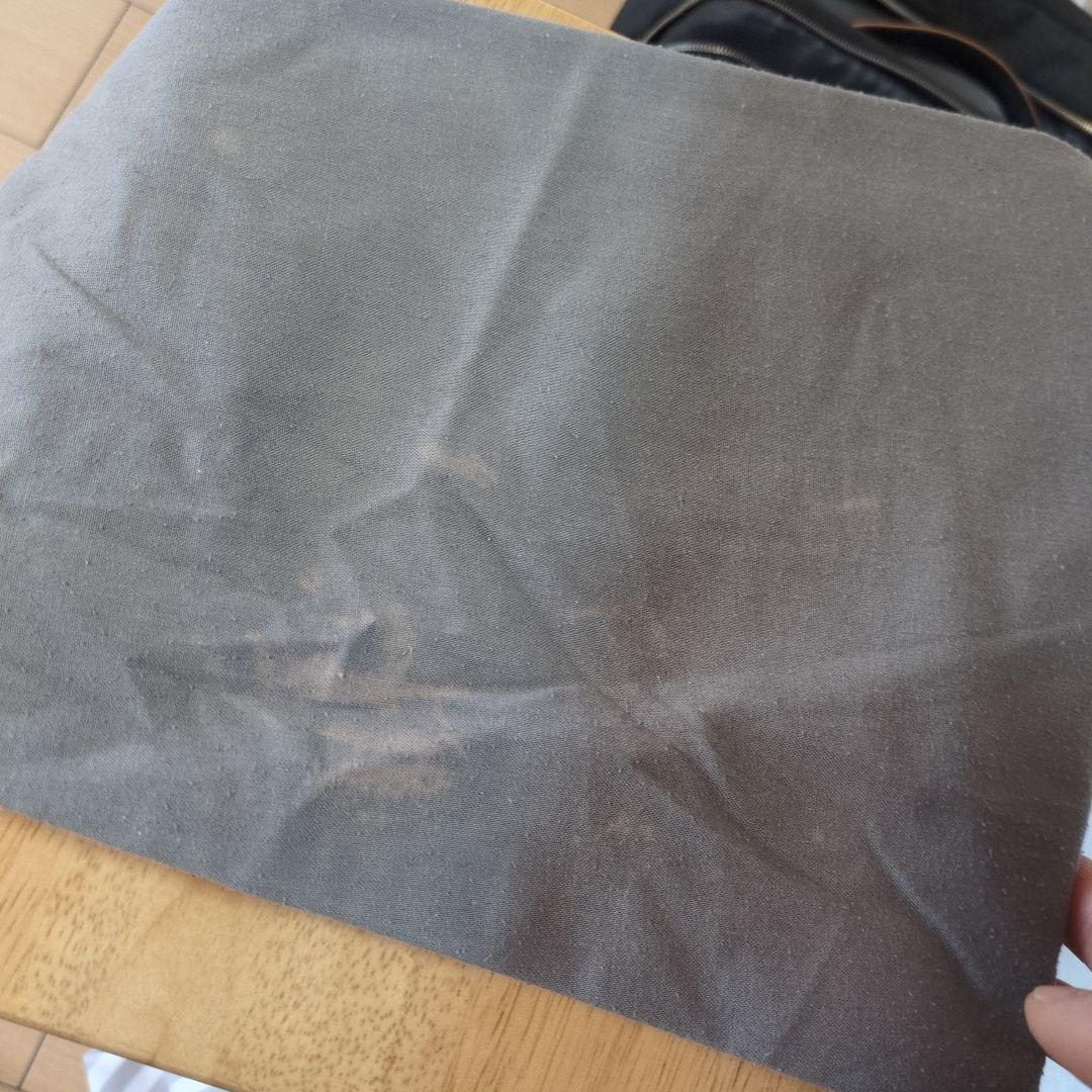 保育エプロン　ドーナツ柄エプロン チョコレートドーナツ刺繍付き