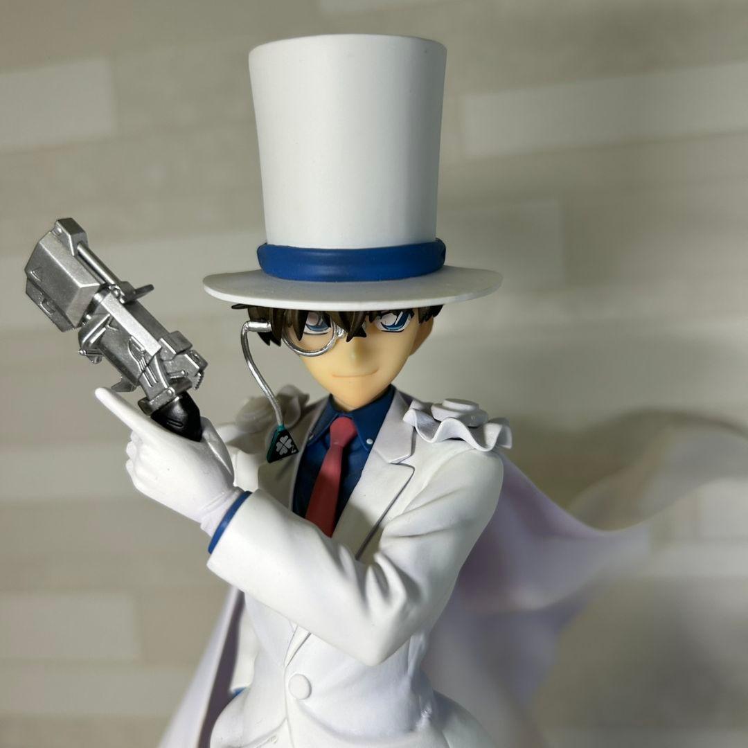 コナン　キッド　ARTFX J フィギュア