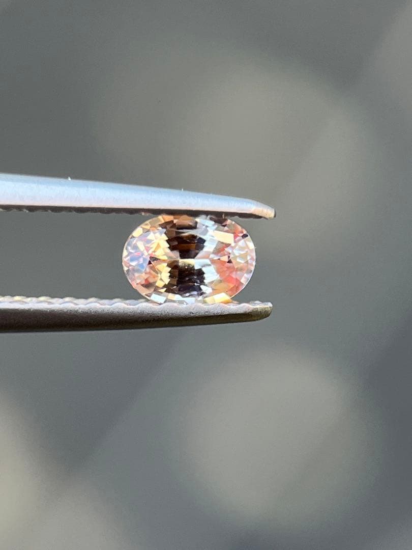 パパラチアサファイアルース 0.28ct 4.5 x 3.1 x 2.2mm