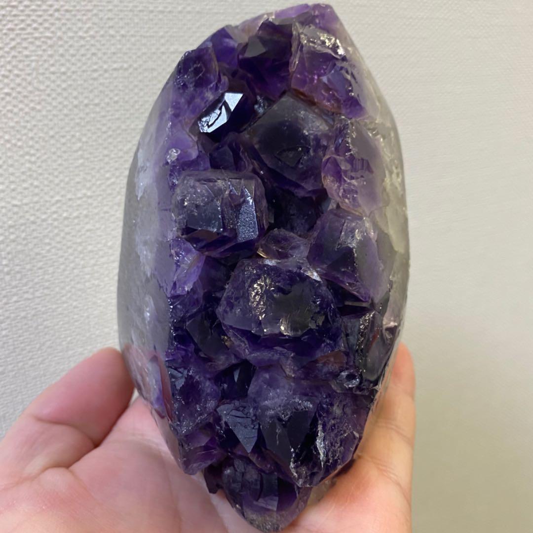 絶品☆濃紫の煌めき キラキラ☆アメジストクラスター　パワーストーンA630