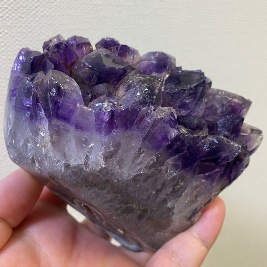 絶品☆濃紫の煌めき キラキラ☆アメジストクラスター　パワーストーンA630